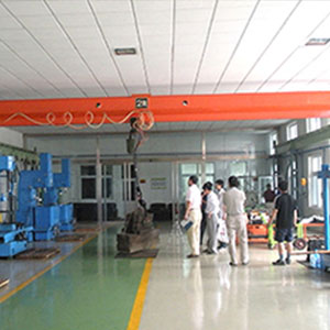 Pneumatic Crane